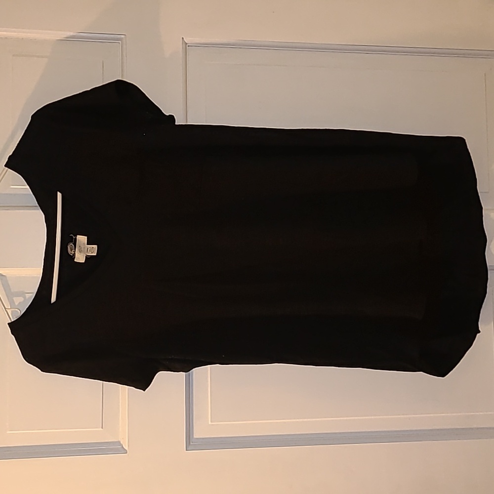 Black Knit V-neck Tunic